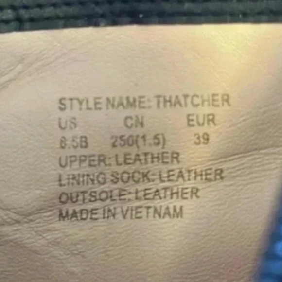 Kate Spade Black heel boots. Kate Spade Suede Thatcher bootie 8.5 - Picture 4 of 9